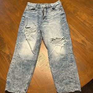 American Eagle curvy mom Jean